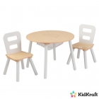Ronde-kindertafel-met-opbergnet-en-twee-stoelen-naturel-wit-Kidkraft (27027)